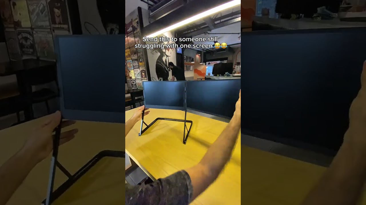 Send this to someone still struggling with one screen