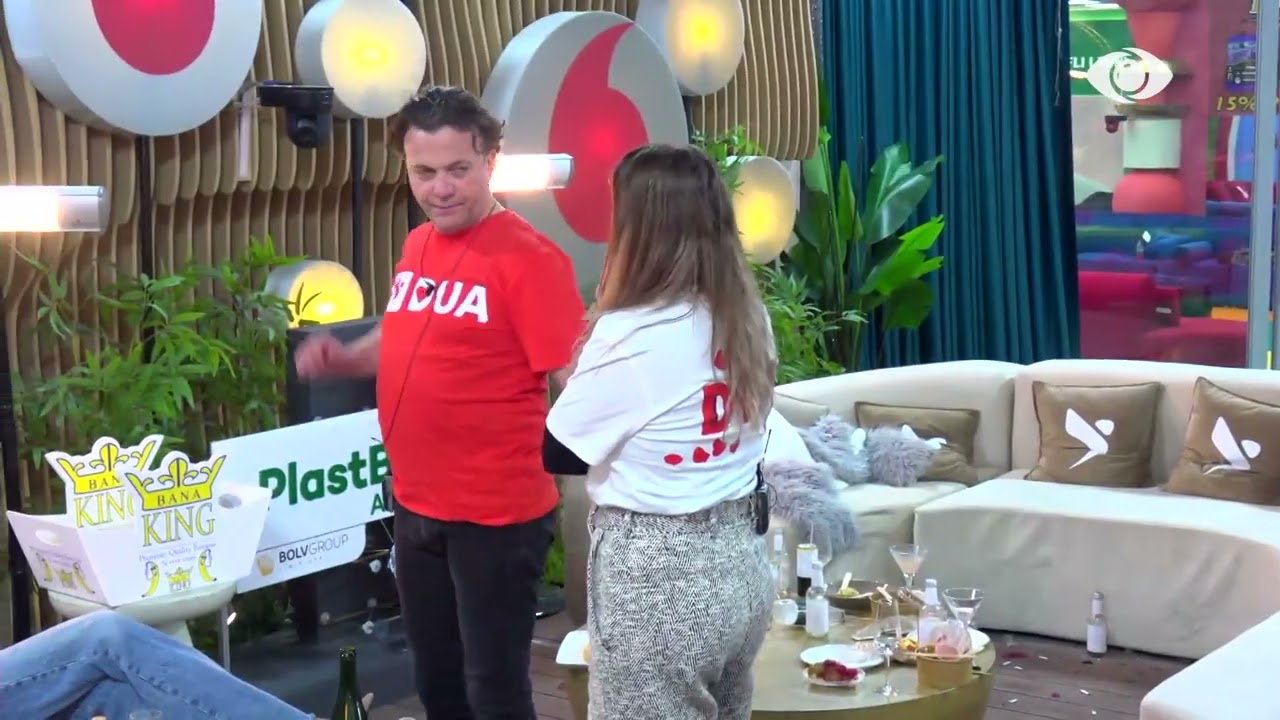 “Ku është Krisa?”/ Laerti imiton Tirin dhe Krisën: Shihe pashain…