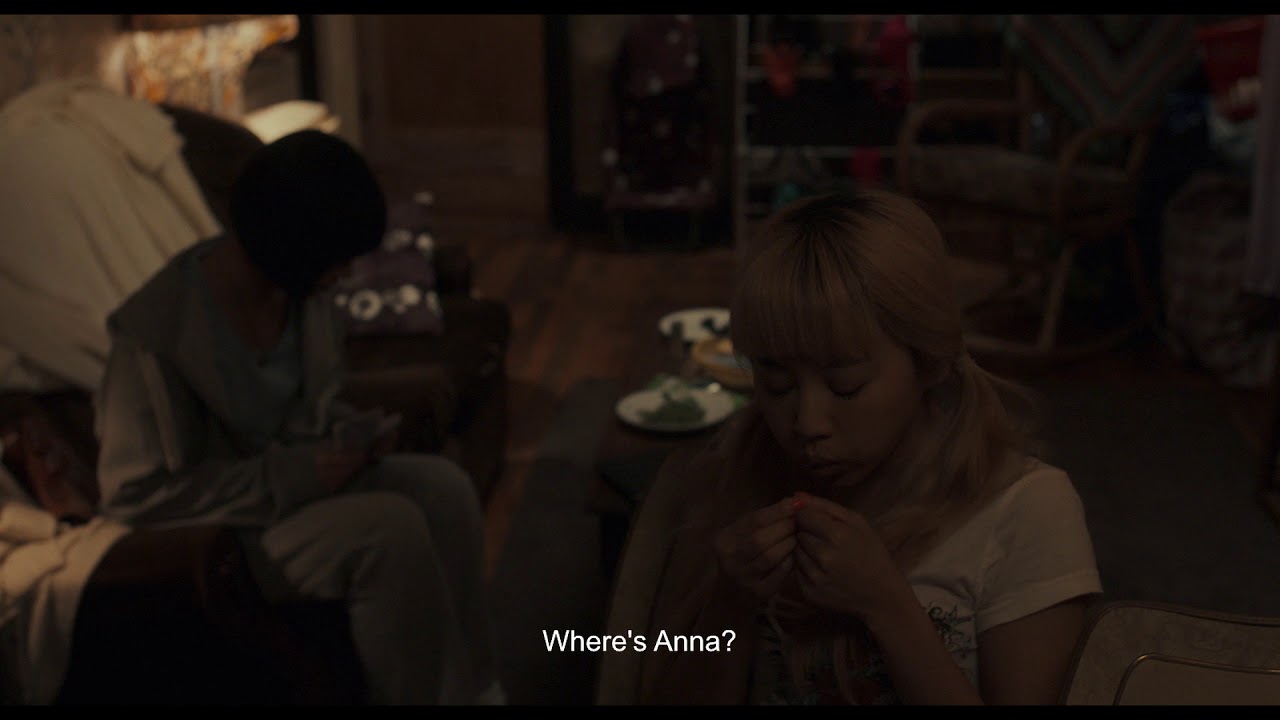 THE RECEPTIONIST - Pay clip