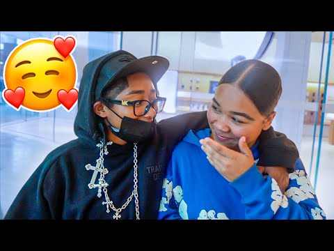 Fingendo di essere un RAGAZZO e vedendo quante RAGAZZE riesco a rimorchiare! *ANDATO BENE*