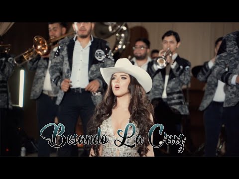 Angelina Victoria - Besando La Cruz (Video Oficial)