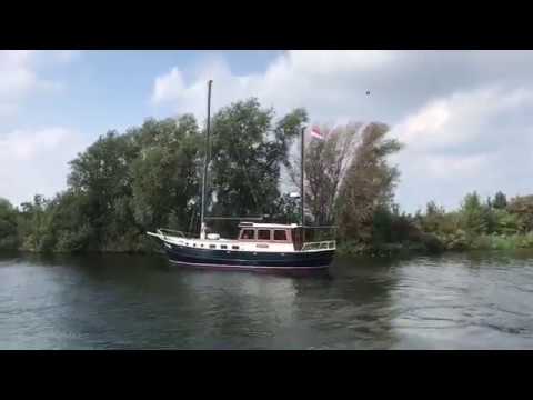 Staverse Kotter 1200 for sale by Yachting Company Muiderzand!