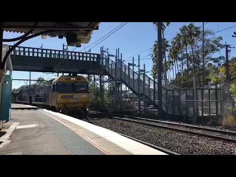 5 loco 5NY3 passing Hawkesbury River Thurs 07 09 2017
