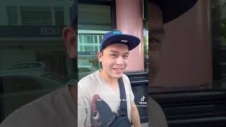 Download lagu Ni la tempat viral ramai org ambil gambar depan Maybank KK Sabah ini… #viralmaybank mp3