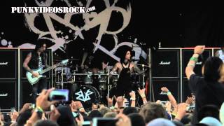 Black Veil Brides - Heart Of Fire (Live at Vans Warped Tour 2015)