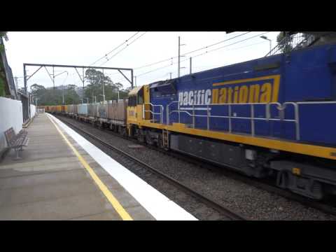 NR109 (The Ghan) leads PN 1WB3 loaded steel on New Years Day 2017