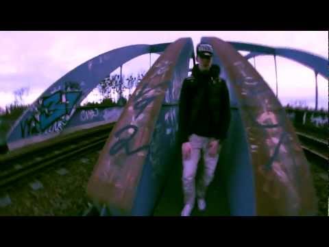 RBW - 32tel - Karlsson von Lashnikov feat. Erasik vs. eVan