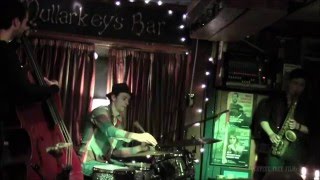 DAVID LYTTLE TRIO, "On A Misty Night", Mullarkey's Bar, Cliften, County Galway, Ireland.