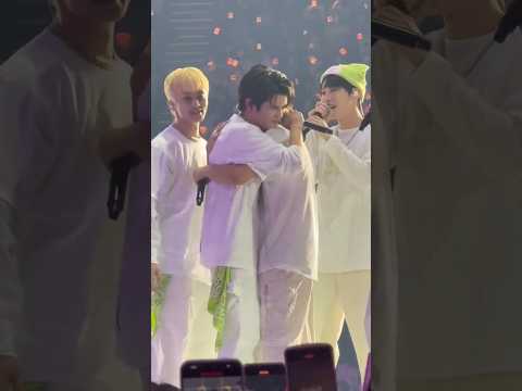 Please don't hurt him, I beg u guys 💔 #taeyong #haechan #nct127 #theunity crto