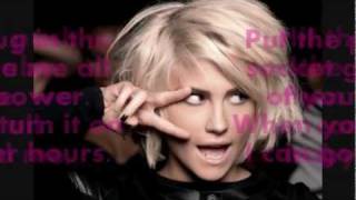Pixie Lott - Kiss the Stars (Lyrics) HD