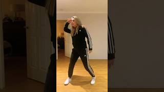 Throwback to #danceeveryday #336 - Intergalactic @BeastieBoys  🚀 😄