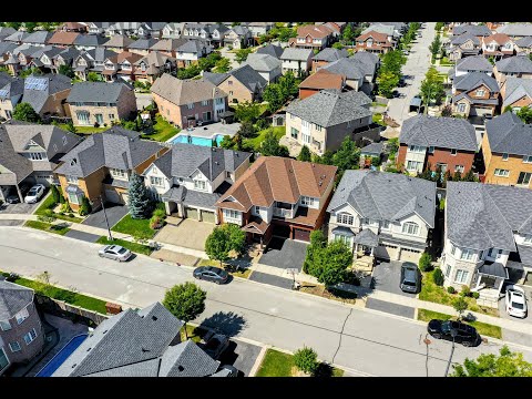 262 Fennamore Terrace, Milton Home for Sale - Real Estate Properties for Sale