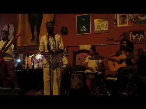 Caio Moura - Dandara - Part. Nina Oliveira