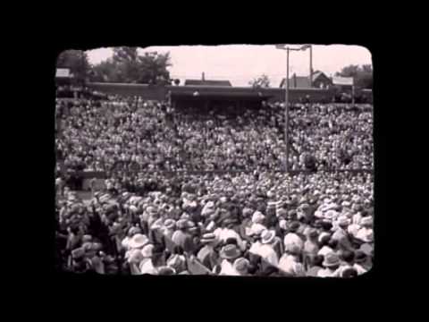 Angela Perley & The Howlin' Moons - Brooklyn Girls