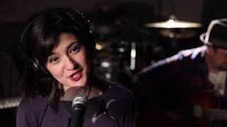 &quot;Nobody Knows You When You&#39;re Down and Out&quot; (Live) - Sara Niemietz, Snuffy Walden &amp; Marty Schwartz