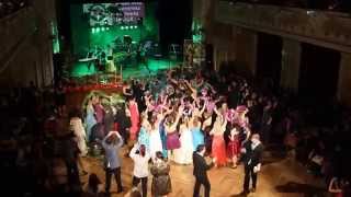 preview picture of video 'Půlnoční zašlapávání šerp na maturitním plese SŠZaT Litomyšl'