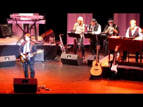 Bill Champlin/Carmen Grillo w/Max Weinberg - Doctor In The House