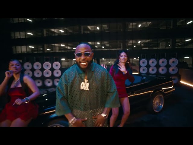 Video zu 'Yebo' ansehen Video zu 'Yebo' ansehen