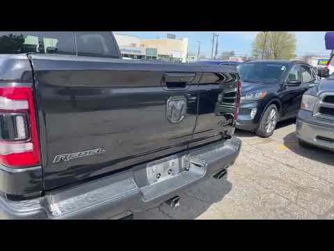 2022 Ram 1500 Rebel 4x4 Crew Cab 5'7" Box in Diamond Black Crystal Pearlcoat for sale at Kitchener Chrysler Dodge Jeep Ram in Kitchener, ON