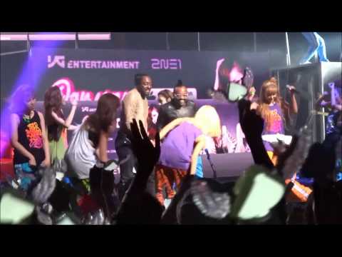2NE1 with Will.i.am and Apl.de.Ap - I Am The Best (Live New Evolution Tour - LA)