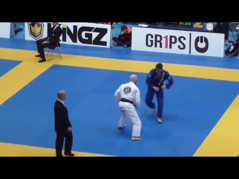 Charles Negromonte vs Darragh O Conaill - IBJJF European Open 2016 - Black Adult - Middle