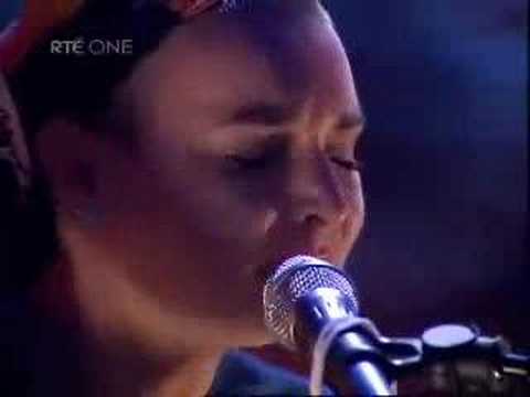 Video thumbnail for Dark I Am Yet Lovely (Dublin Sessions)