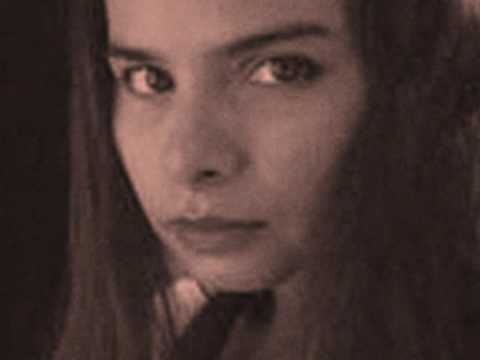Hope Sandoval & The Warm Inventions - Charlotte