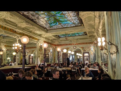 Restaurante Histórico de Paris Bouillon Julien, Paris 10e, França desde 1906