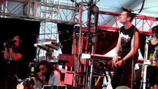 Bastille - Weapon (ft. Angel Haze) Coachella 2014
