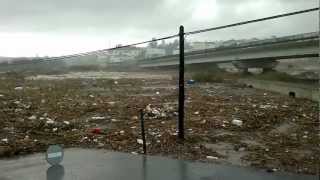 preview picture of video 'Desbordamiento río Antas a su paso por Vera (Almería) 28-09-2012'