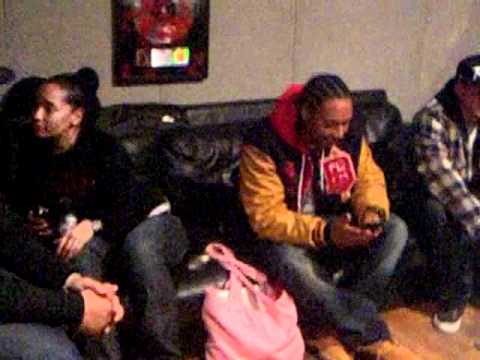 PRODIGY OF MOBB DEEP LISTENING TO LEP  DONT FEED THA KILLAZ 3 MIXTAPE