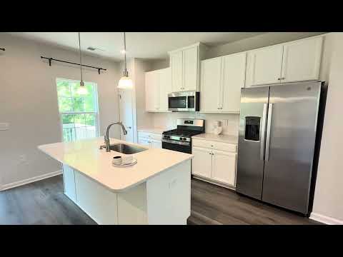 **OFFERING REFUNDABLE APPLICATION FEES & $150 MOVE IN PROMOTION** Stunning 3BD, 3.5BA End Unit Durham Townhome in a Great Location Near RDU, RTP, Southpoint Mall, and Downtown Durham property video
