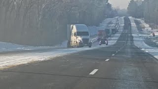 Highway 79 closed near Carthage due to stalled, wrecked 18-wheelers