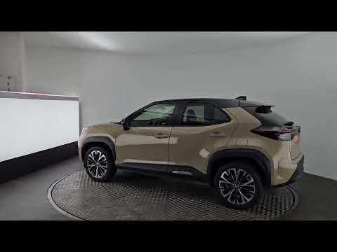 Toyota Yaris Cross 1.5 Hybrid CVT - Image 2
