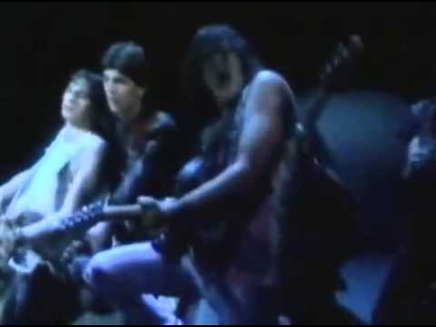 Riblja Čorba - Odlazak u grad - Official Video