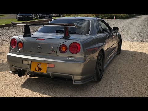 CRAZY NISSAN SKYLINE COMPILATION - R32, R33 & R34 Sounds