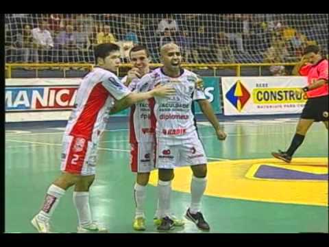 Cascavel vence o Marreco e assume a liderança