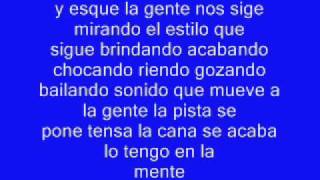 Yo nunca me quedo atras lyrics. Con letra.