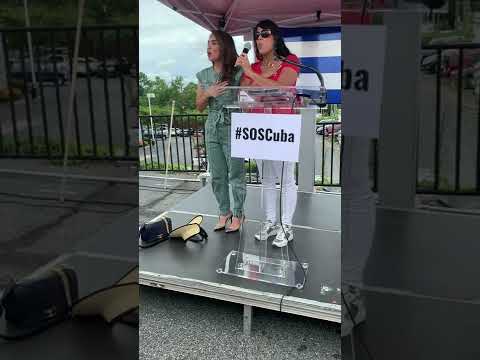 Leading the Pledge of Allegiance