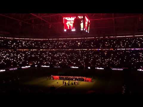 Abschied vom Bergbau - Das Steigerlied Auf Schalke vor dem Spiel Schalke vs. Leverkusen
