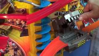 hot wheels ultimate garage playset with attack shark spiral ramp electronic sounds raceway