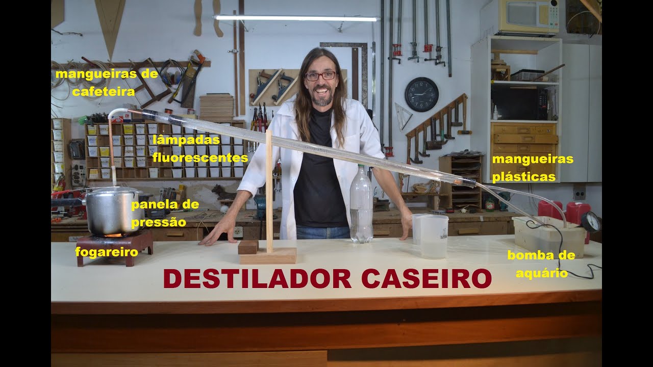Destilador caseiro feito com lâmpadas fluorescentes.
