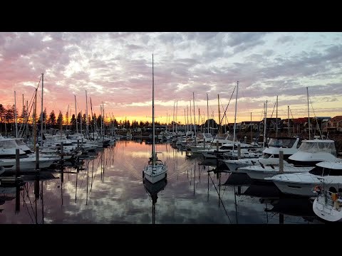 Sailing Vessel The Bottom Line: Messing about in boats - single handed sunrise sail to Glenelg