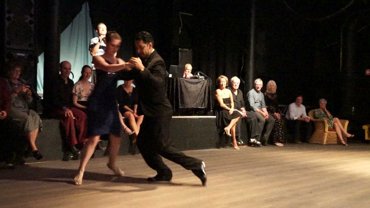 Sara Westin & Juan Pablo Canavire - (Flor del mal - Juan D'arienzo) 3