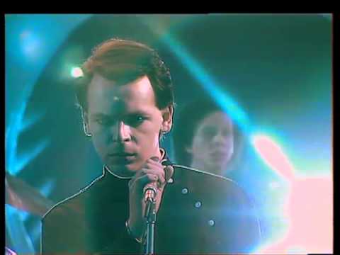 GARY NUMAN. / TUBEWAY ARMY.       ARE FRIENDS ELECTRIC.     (TOPPOP TV)