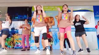 KISS me KISS me YEAH YEAH REMIX ZUMBA DANCE WORKOUT FITNESS #trending #viral #zumba #dance #workout