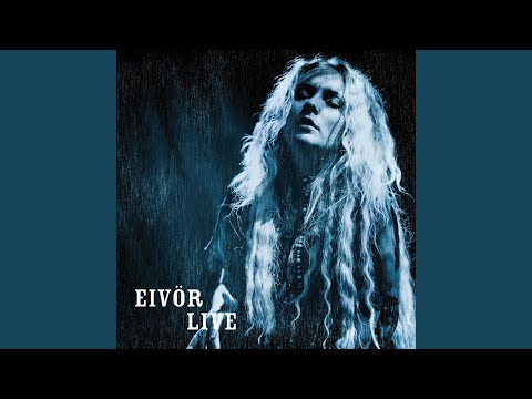 Nú brennur tú í mær (Live)