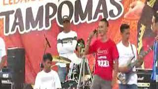 Download lagu Memori berkasih vira veronica feat dedy. Om savana mp3 Download lagu Memori berkasih vira veronica feat dedy. Om savana mp3