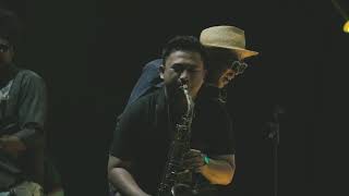 Download lagu 'Mari Bergerak Kawan!', Denny Frust (live) mp3