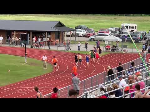 2019 IHSA 2A Boys - Herrin Sectional - 800m Finals